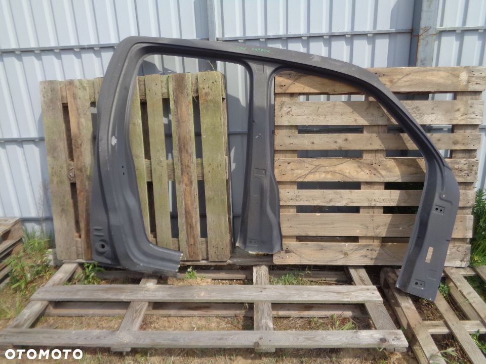 VW AMAROK 2H7 POSZYCIE SŁUPEK PRÓG PRAWY - 1