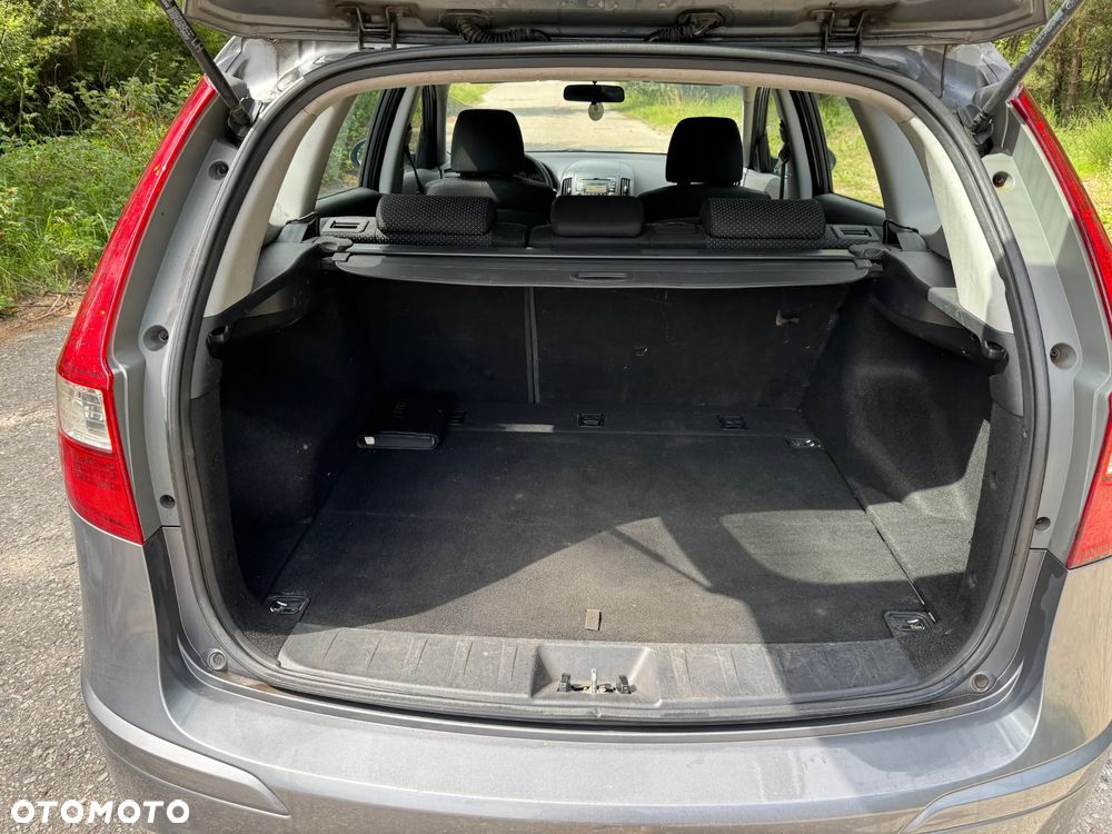 Hyundai i30 1.6 CRDi Classic - 10