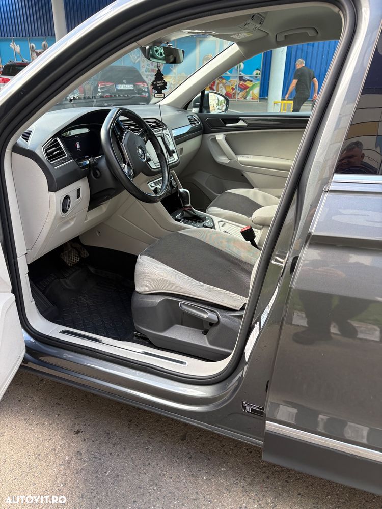Volkswagen Tiguan 2.0 TDI SCR 4MOTION DSG Elegance - 5
