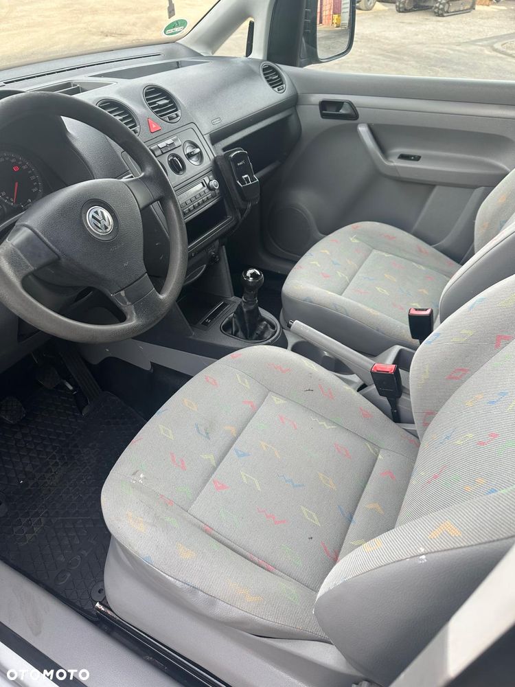 Volkswagen Caddy - 5