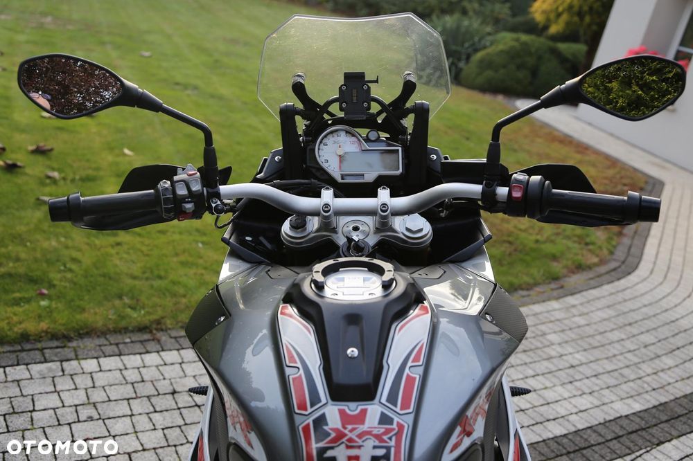 BMW XR - 16