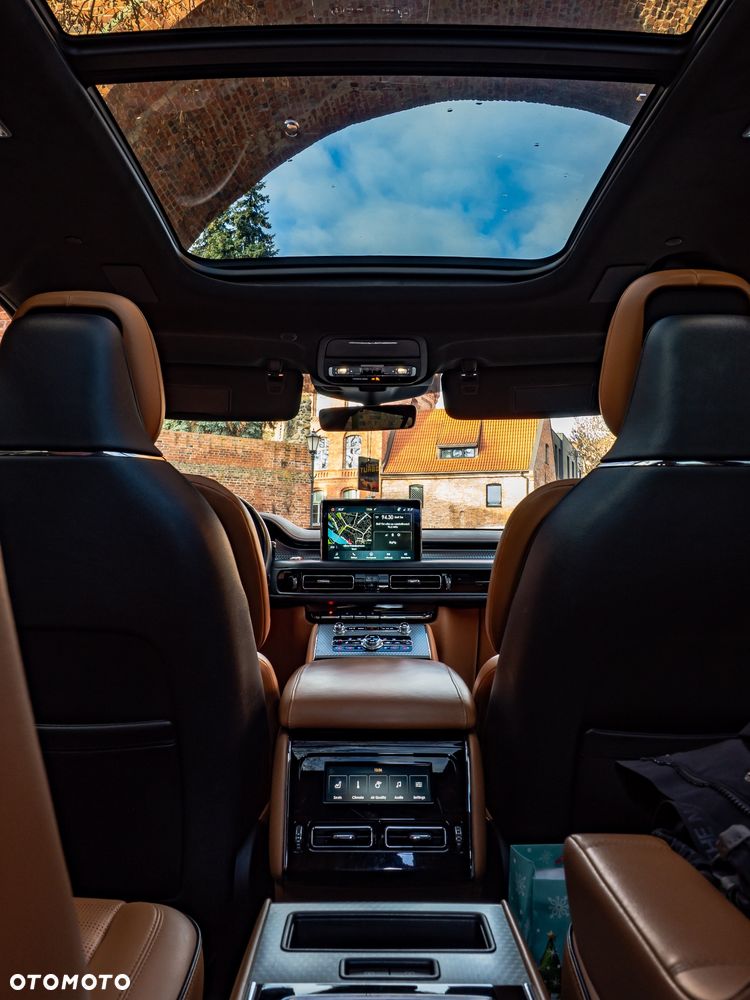 Lincoln Aviator - 34