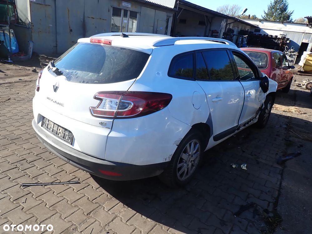 CZĘŚCI - Renault Megane III 3 1,5DCI 110KM K9K846 6B TL4056 KOMBI LAKIER 0V369 2011r. INDEX - 9092 - 2
