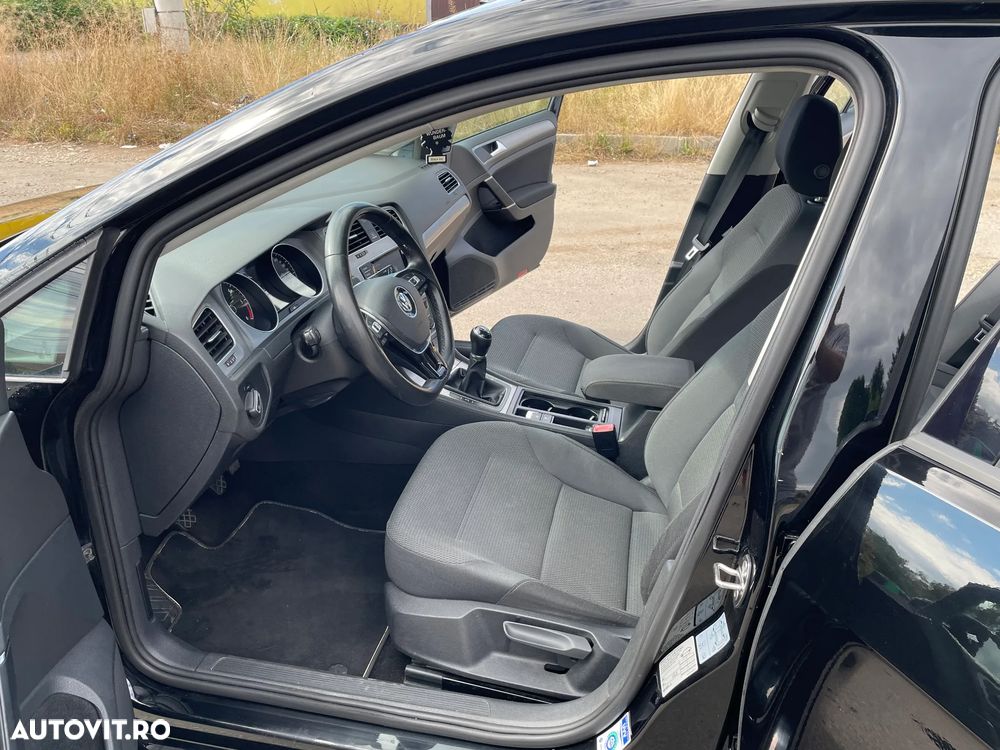 Volkswagen Golf 1.6 TDI BlueMotion Comfortline - 5