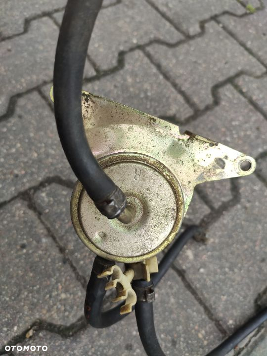 FILTR OPARÓW PALIWA AUDI 80 B3 1,8 i - 3
