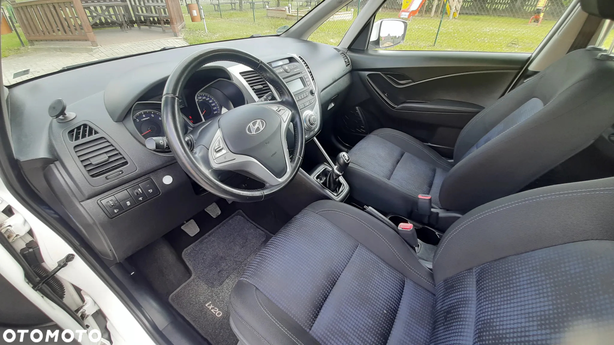 Hyundai ix20 1.4 Comfort - 23