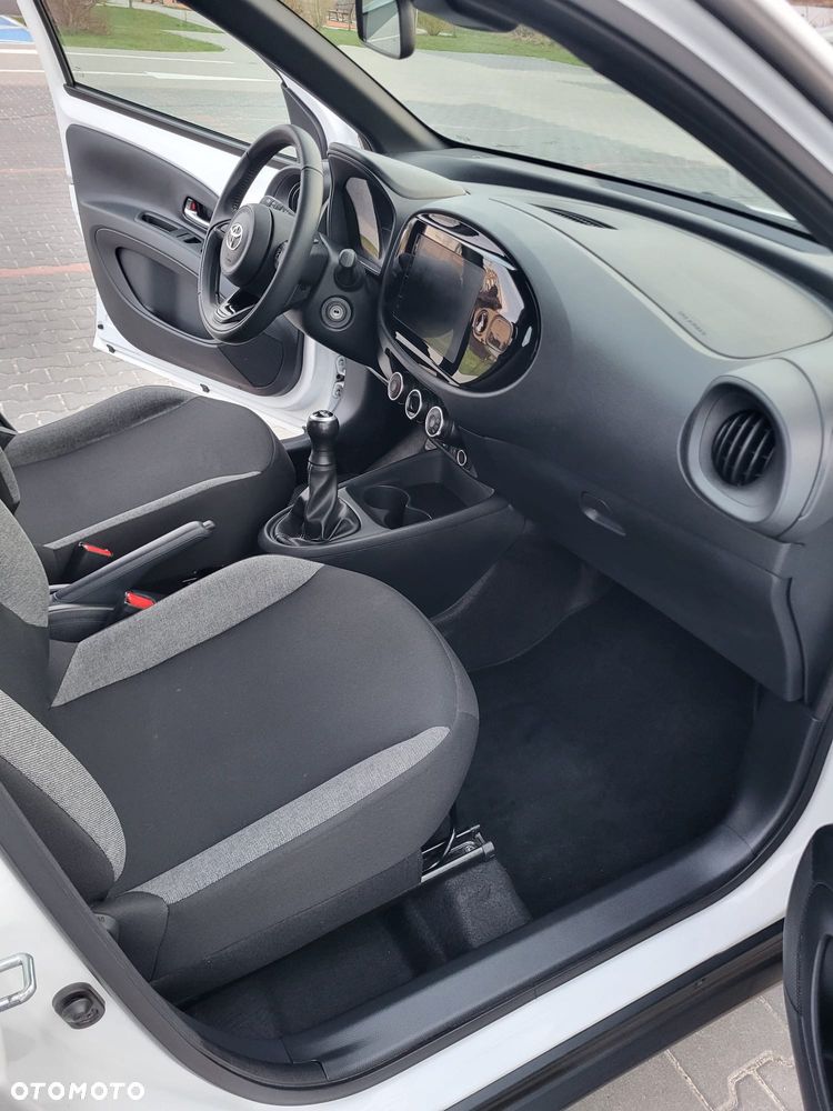 Toyota Aygo X Business Edition - 7