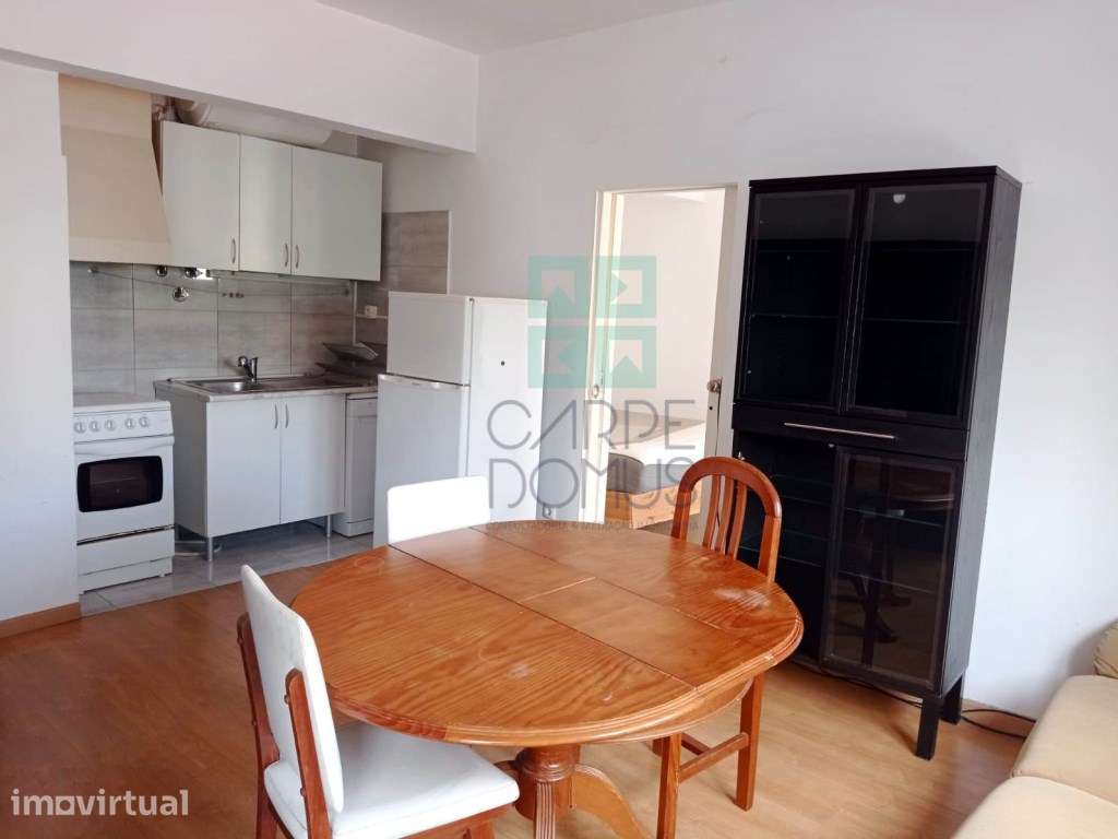 Apartamento T 1 + 1, com varanda fechada, na Reboleira, Amadora - Grande imagem: 3/17