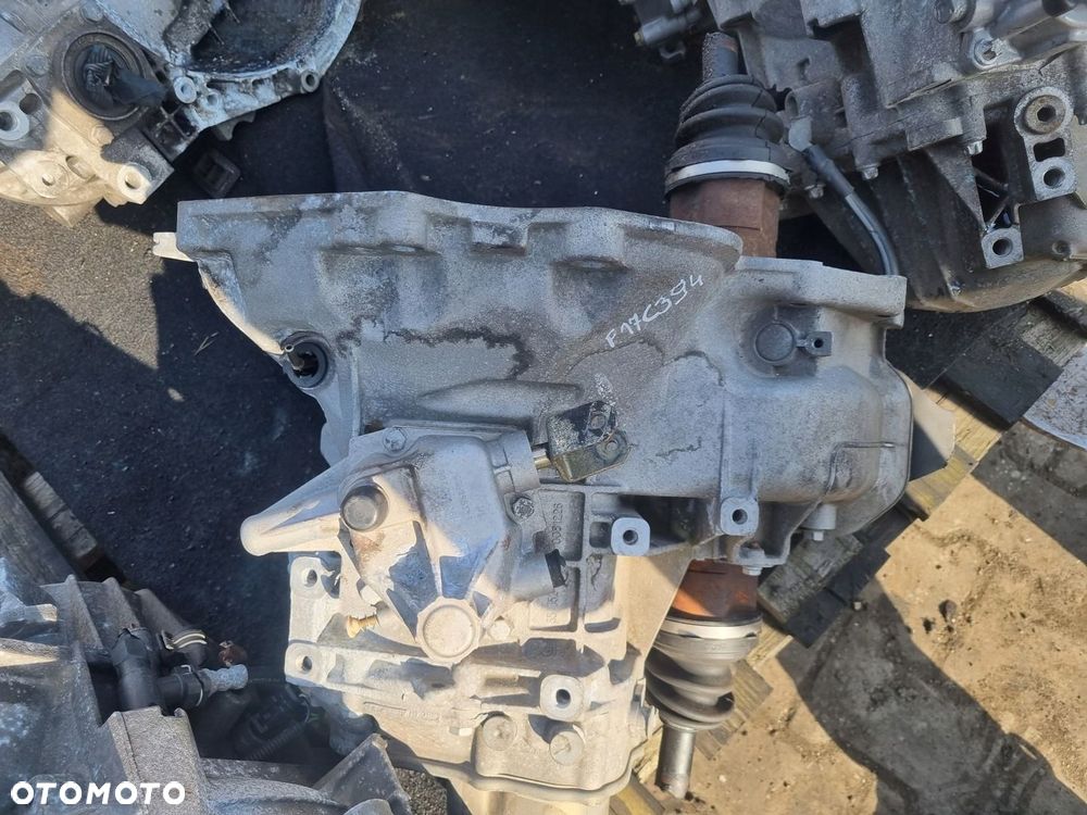 Skrzynia biegów Opel Astra H Vectra C 1.6 1.8 16v F17C394 - 1