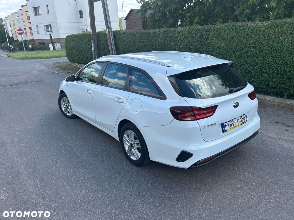 Kia Ceed 1.6 CRDi SCR L - 4