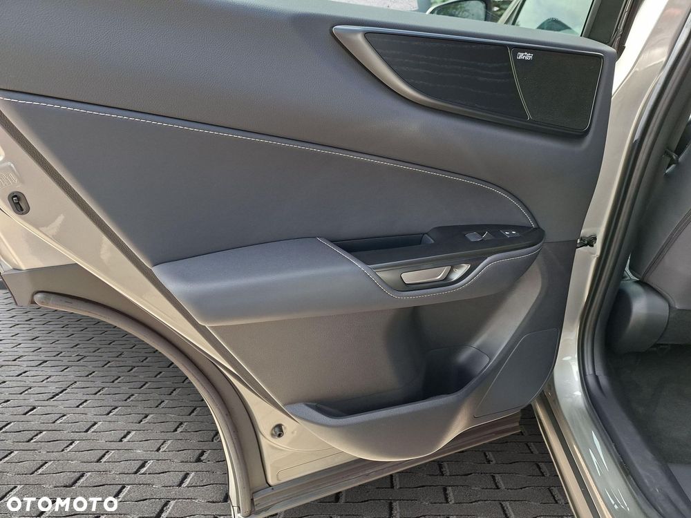 Lexus NX 350h Omotenashi AWD - 16