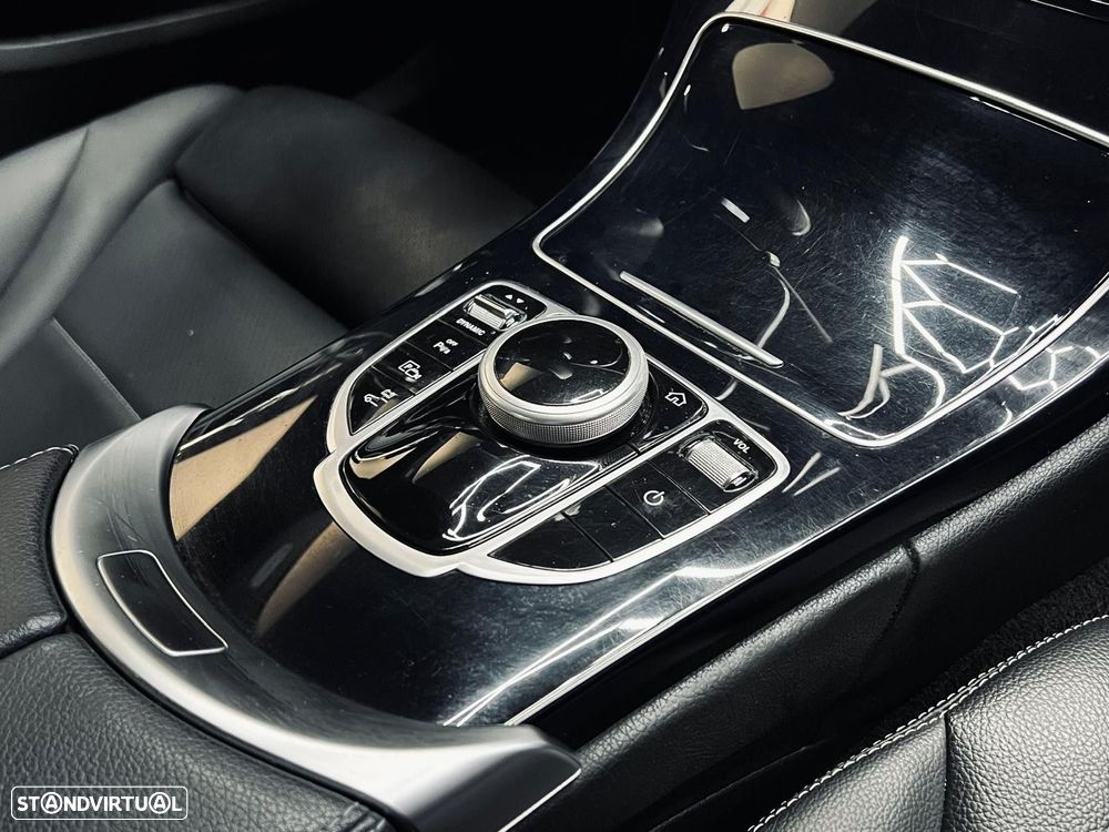 Mercedes-Benz C 300 de AMG Line - 39