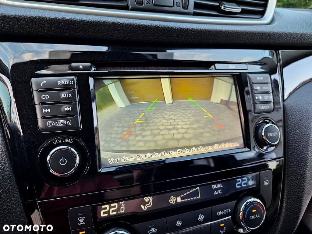 Nissan Qashqai - 25