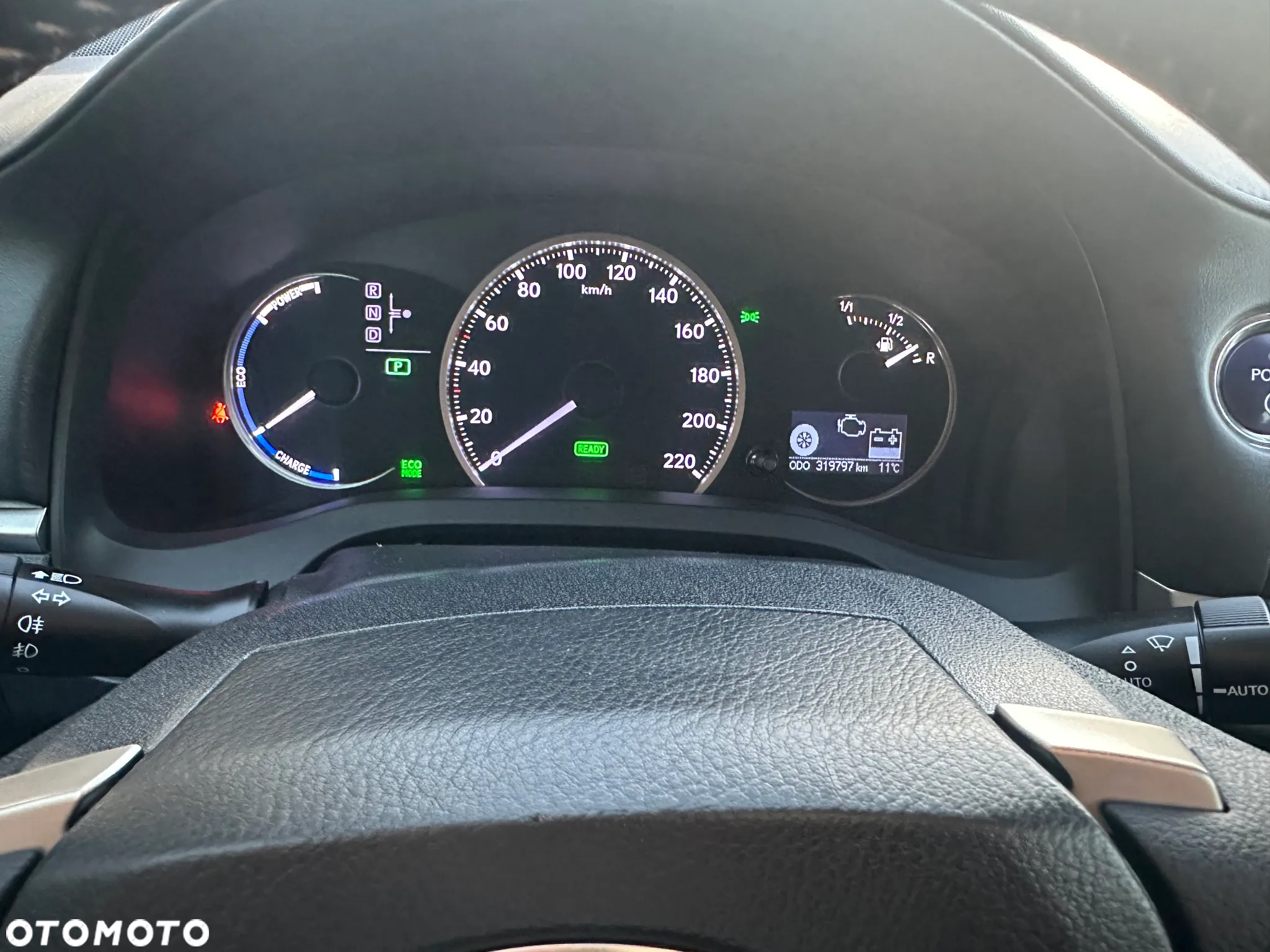 Lexus CT 200h - 34