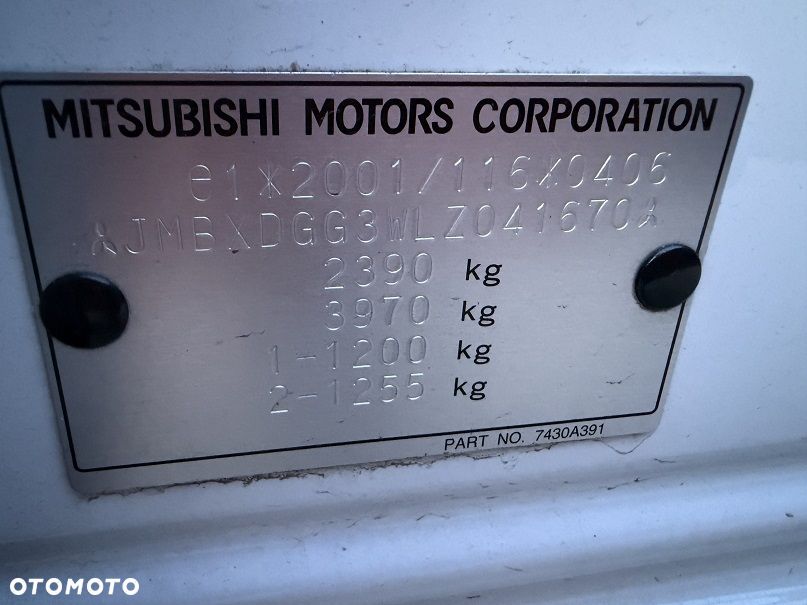 Mitsubishi Outlander Intense + - 39