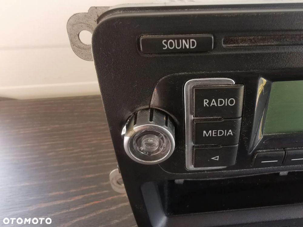 Radio do Volkswagen Polo VWZAZ1I8549125 - 3