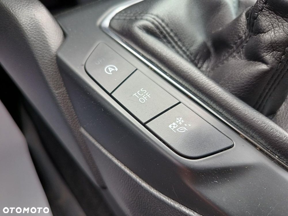 Ford Focus 1.5 EcoBlue SCR Connected - 24
