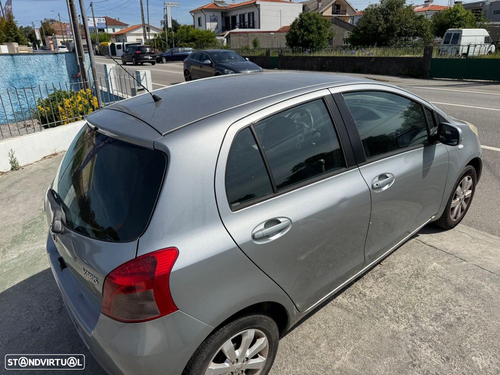 Toyota Yaris 1.0 VVT-i AC - 9
