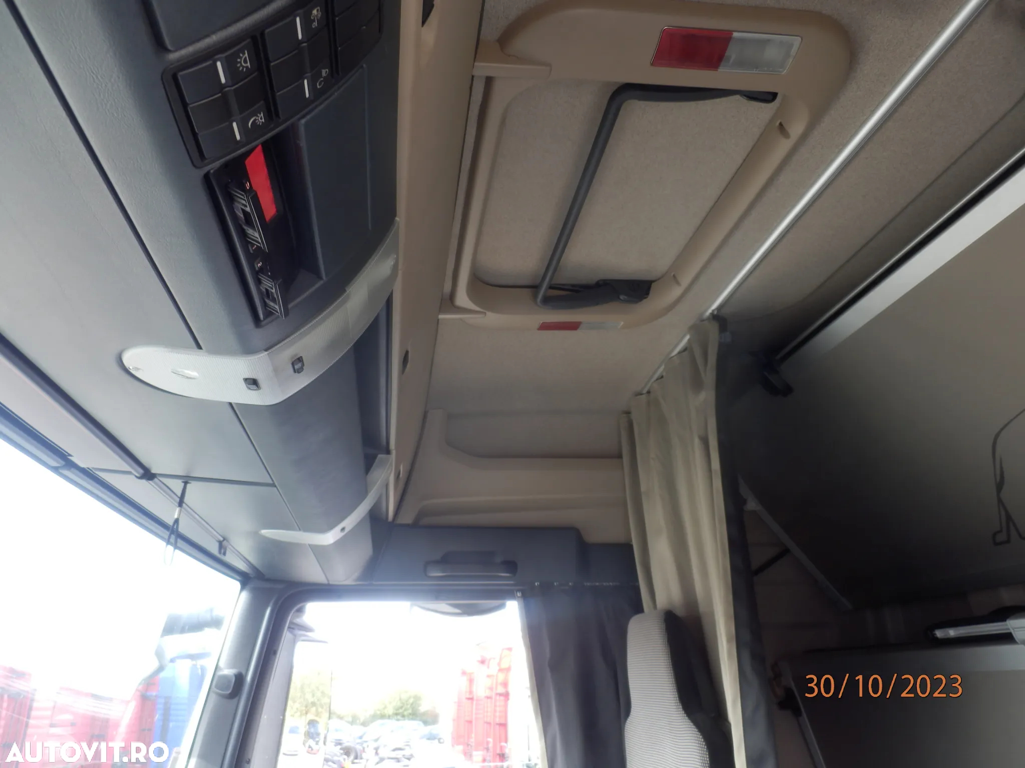 MAN TGX 18.460 MEGA Low Deck - 17