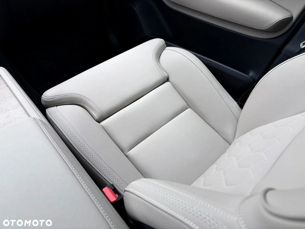 Volvo XC 90 B5 B AWD Plus Bright 7os - 21
