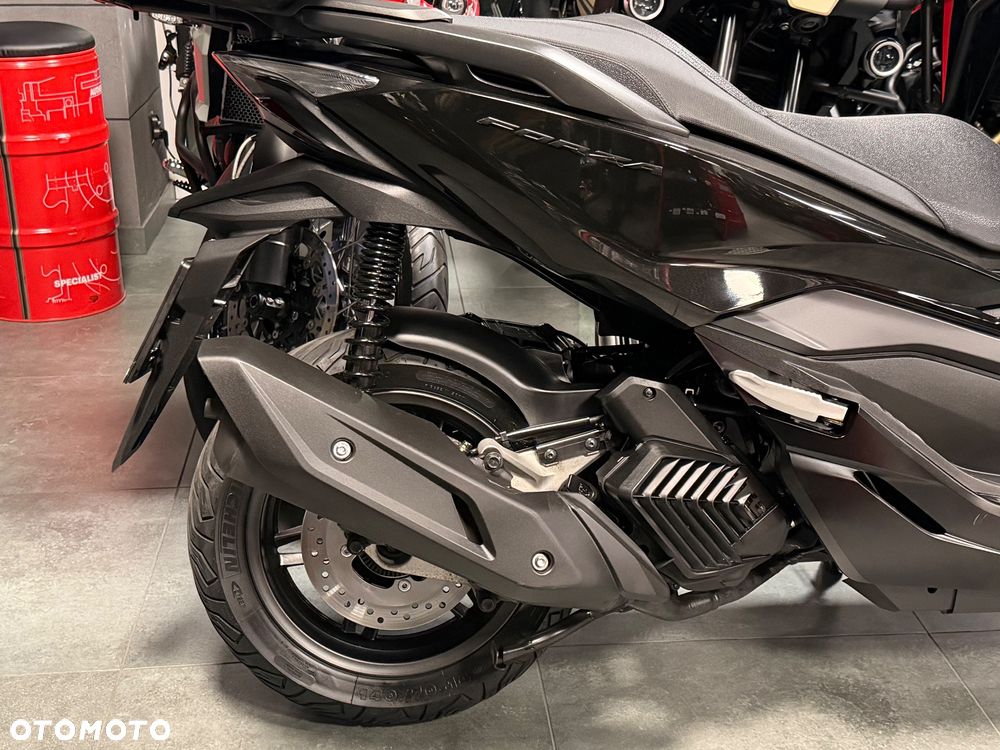 Honda NSS - 5