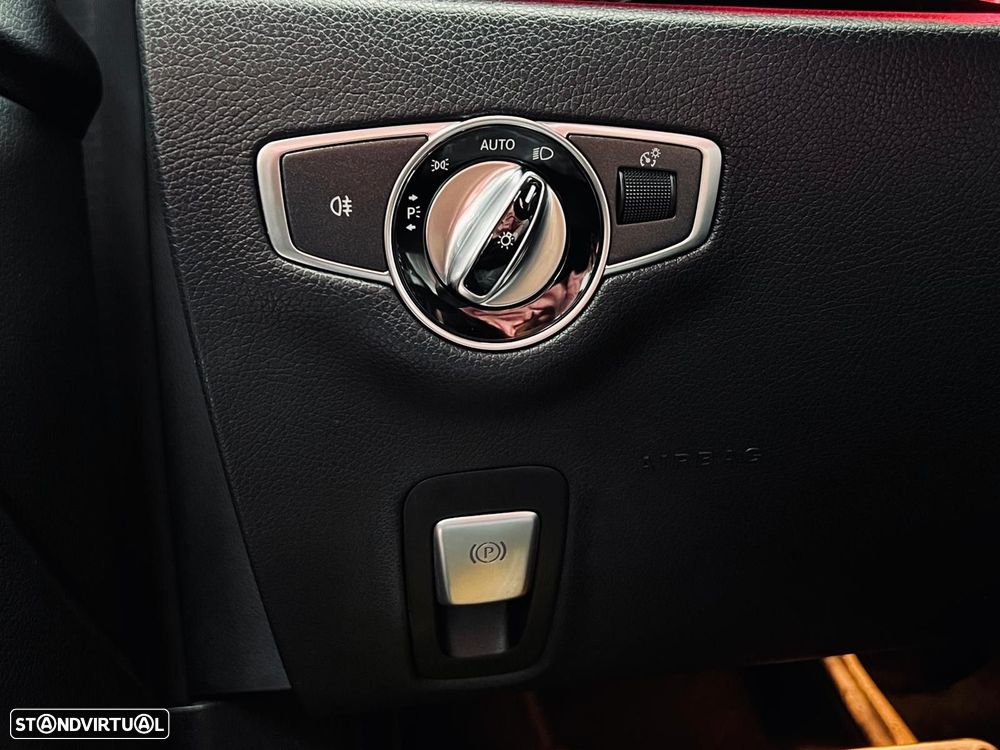 Mercedes-Benz E 220 d AMG Line - 31