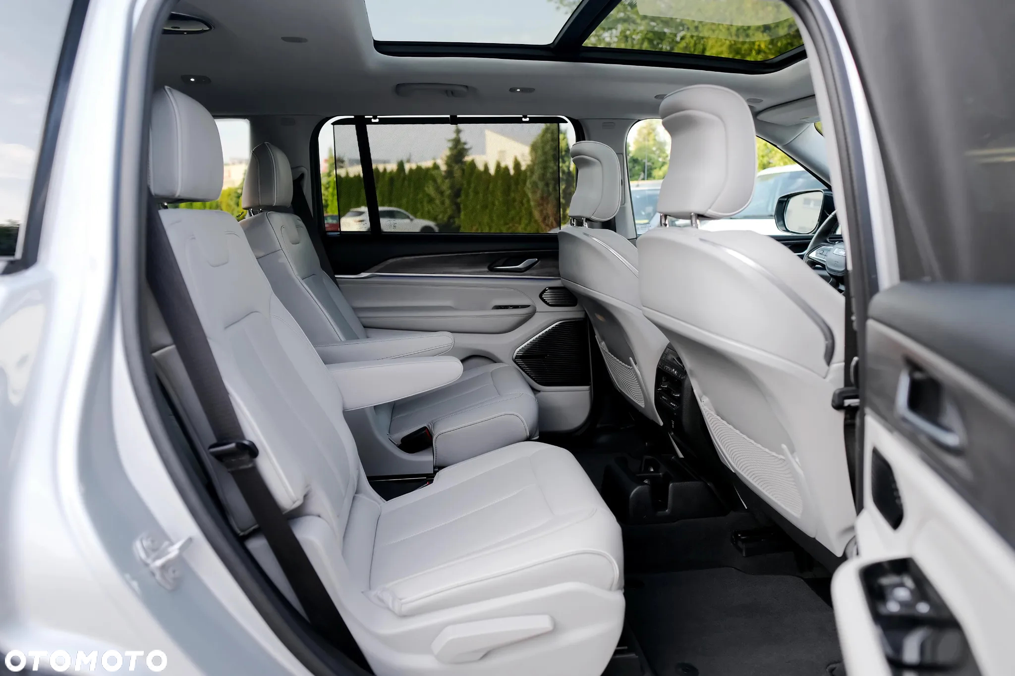 Jeep Grand Cherokee 3.6 V6 Overland - 26