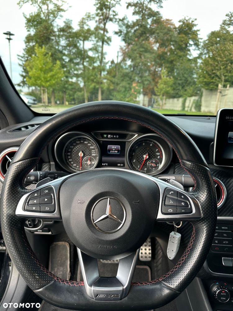 Mercedes-Benz Klasa A 180 7G-DCT AMG Line - 10