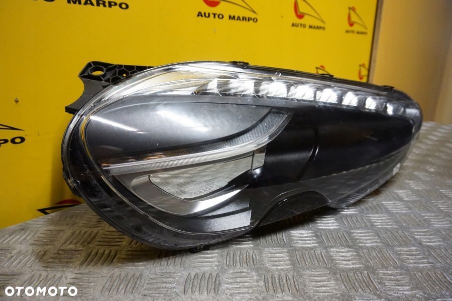ASTON MARTIN DB9 LIFT RAPIDE VIRAGE 2010 - REFLEKTOR LAMPA BI-XENON R USA - 3