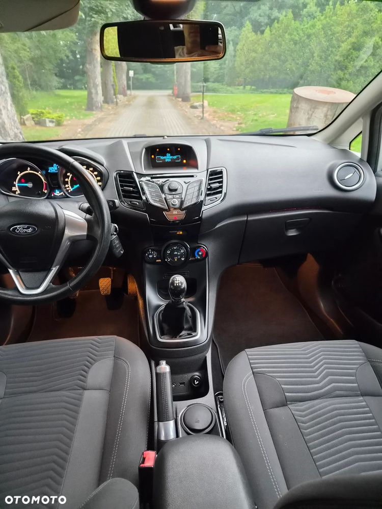 Ford Fiesta 1.5 TDCi Ambiente - 4