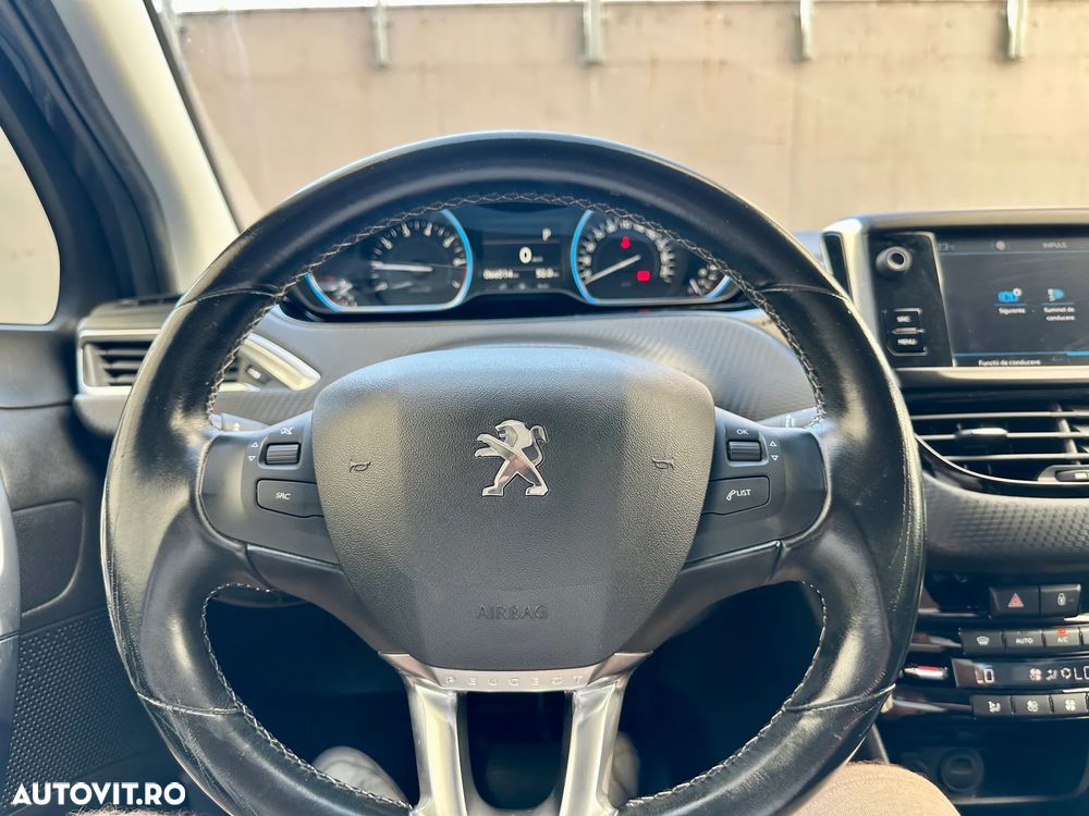 Peugeot 2008 - 31