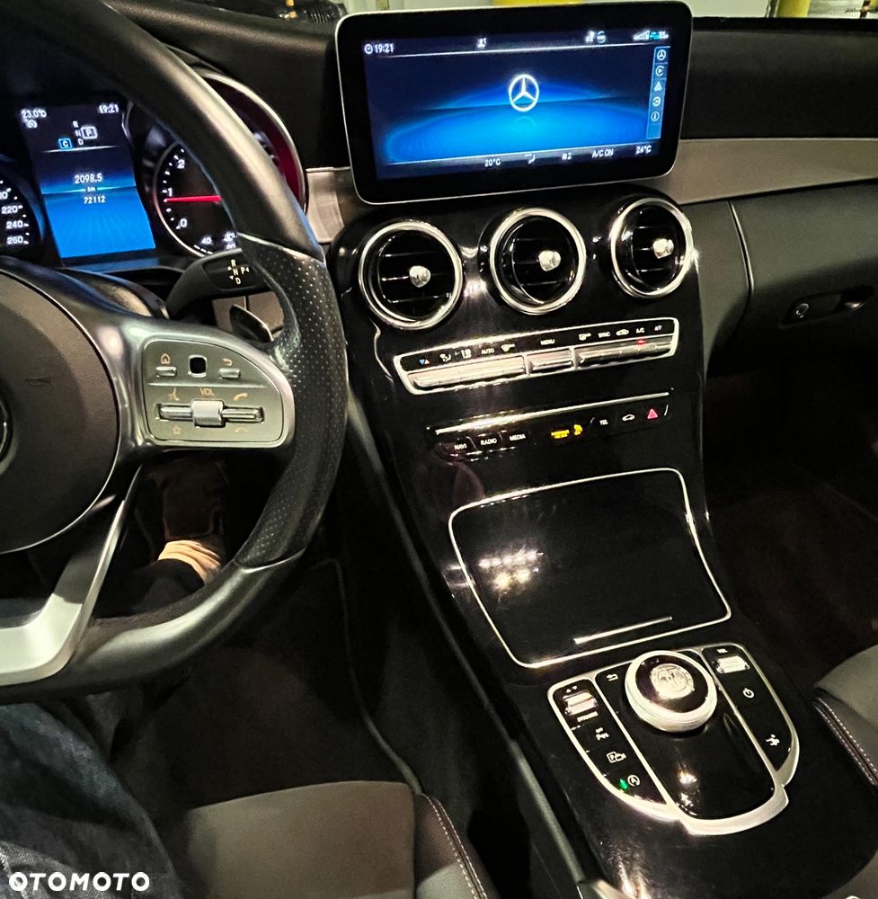 Mercedes-Benz Klasa C 220 d 4MATIC 9G-TRONIC - 13