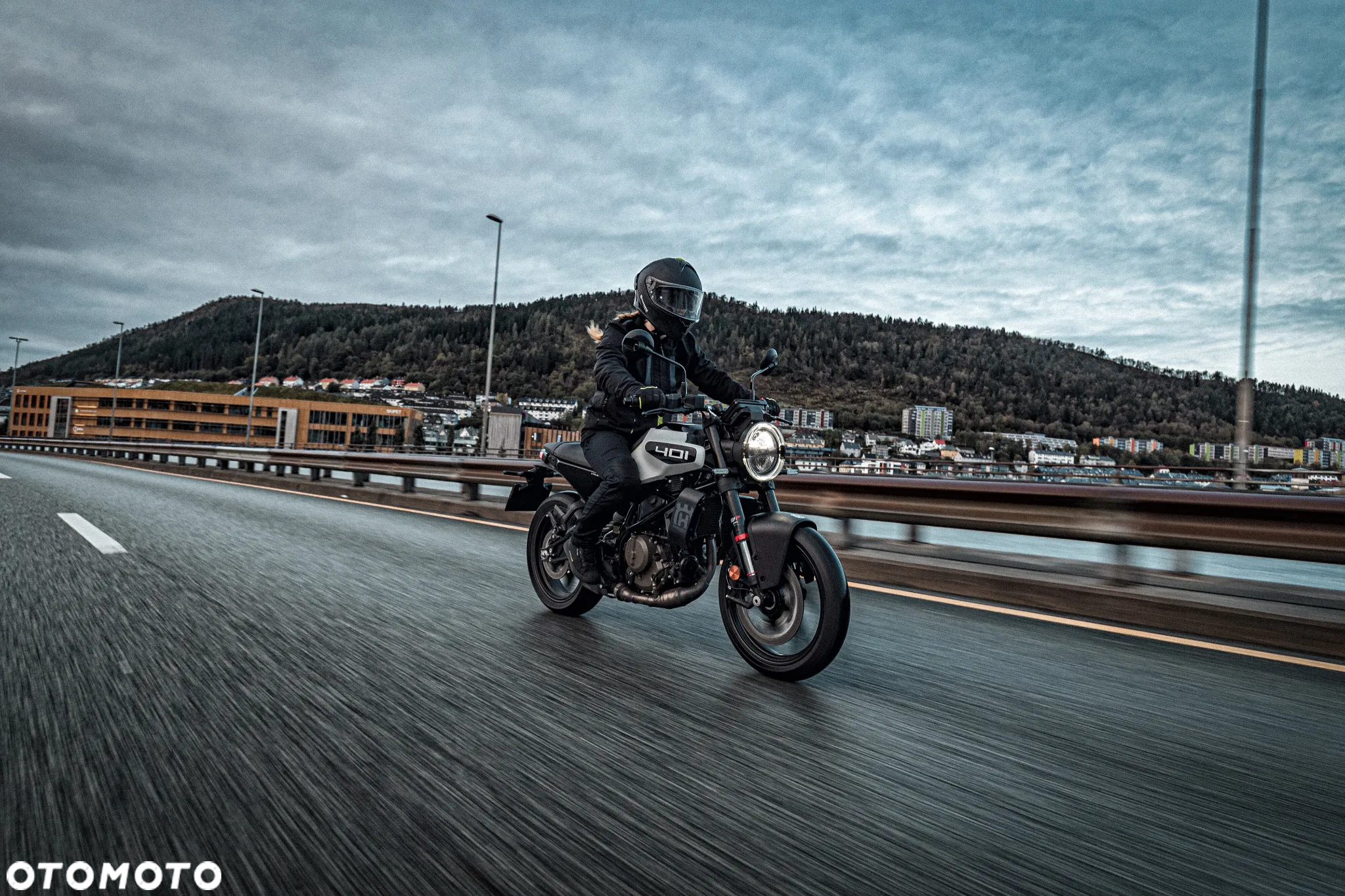 Husqvarna Vitpilen - 18