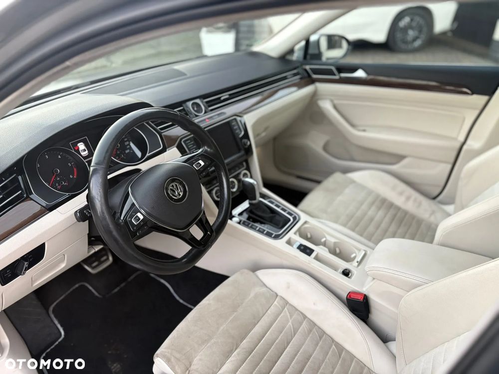 Volkswagen Passat 2.0 TDI Bi-Turbo BMT 4Mot Highline DSG - 5