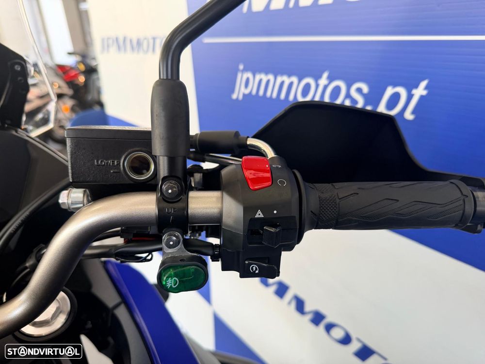 Suzuki DL 650XT - 9