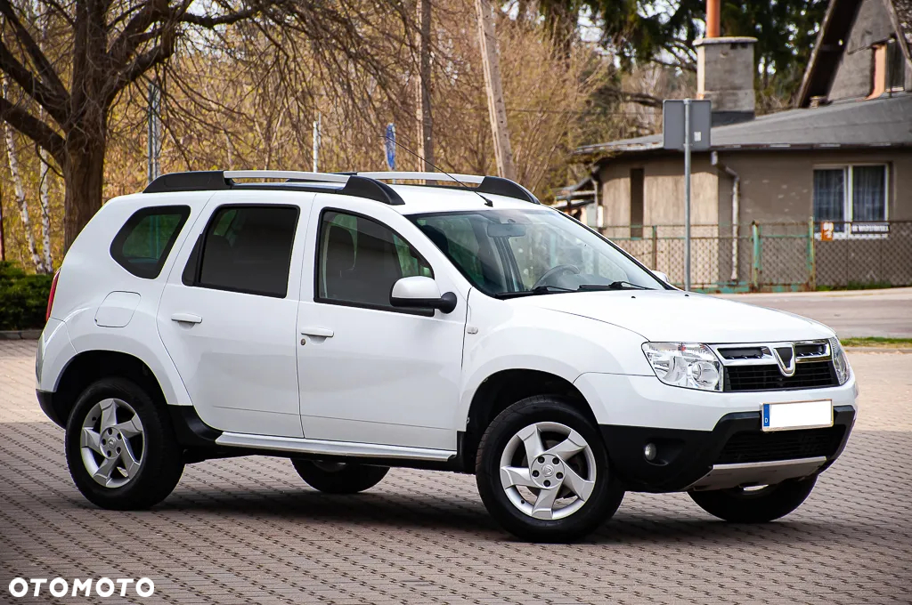Dacia Duster 1.6 16V 4x2 Laureate - 4