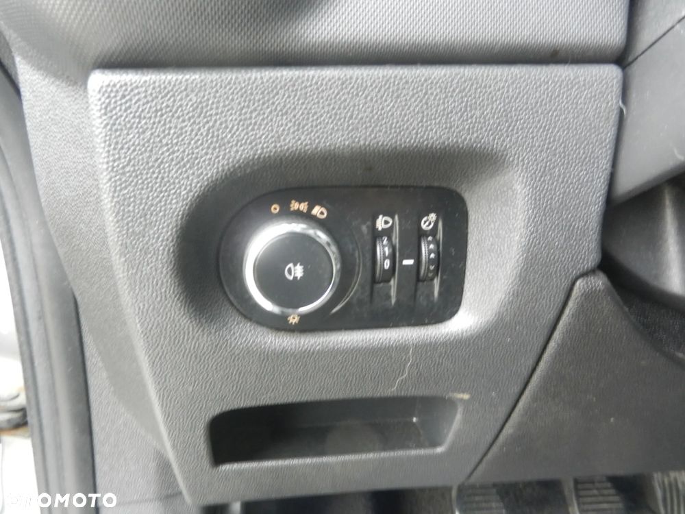 Opel Corsa - 18