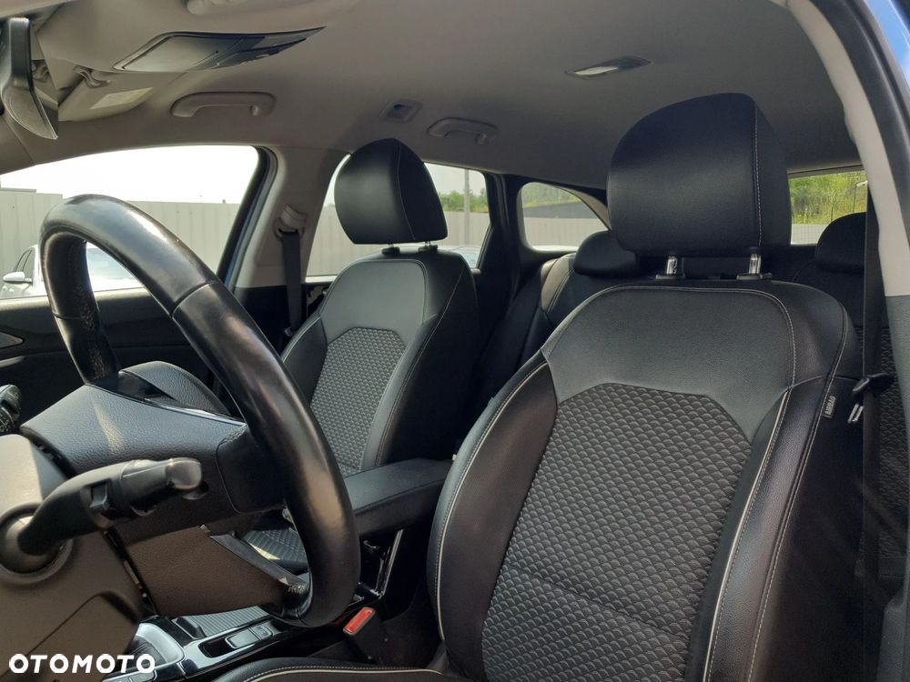 Kia Ceed 1.5 T-GDI L - 12