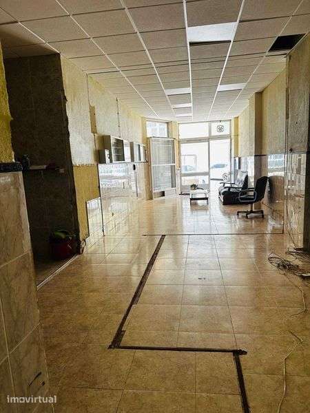Espaço Comercial com 55m2 - Queluz - Grande imagem: 3/4