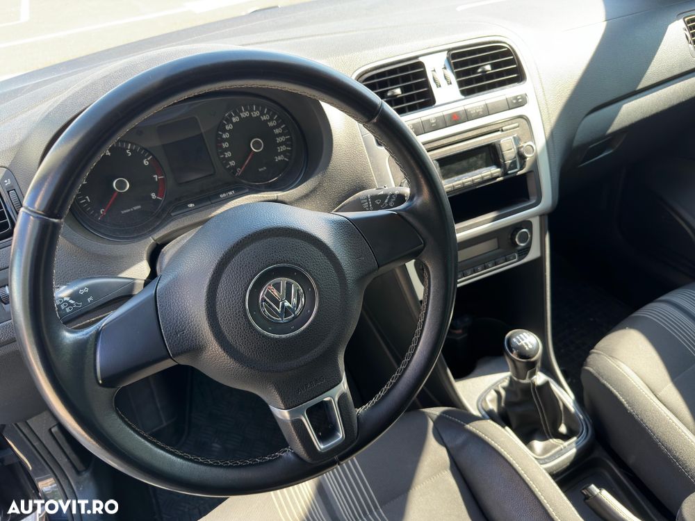 Volkswagen Polo 1.2 MATCH - 6