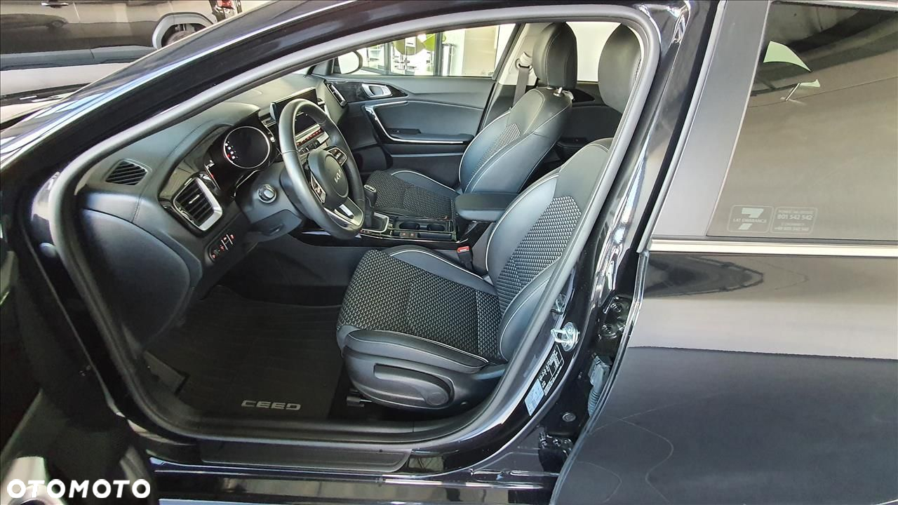 Kia Ceed 1.5 T-GDI Tribute - 11
