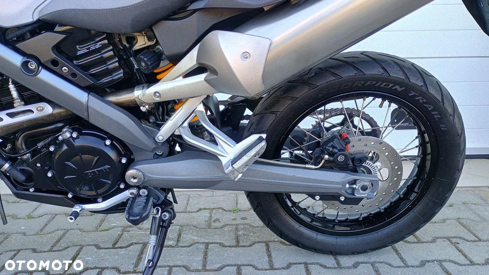 BMW G - 18