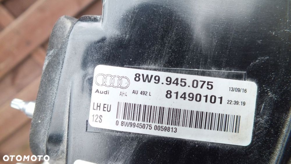 LAMPA TYLNA LEWA AUDI A4 W8 B9 KOMBI - 2