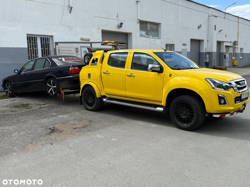 Isuzu D Max OMARS - 12