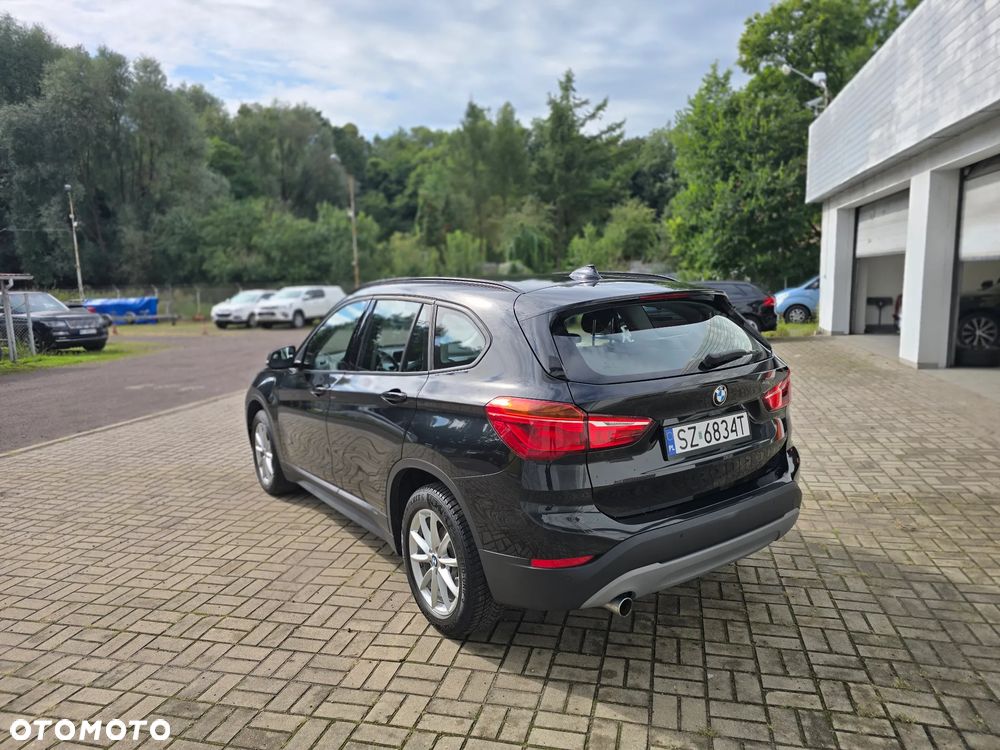 BMW X1 sDrive18d - 3