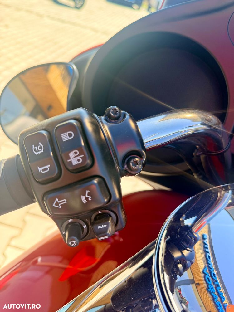 Harley-Davidson S Street Glide Special - 10