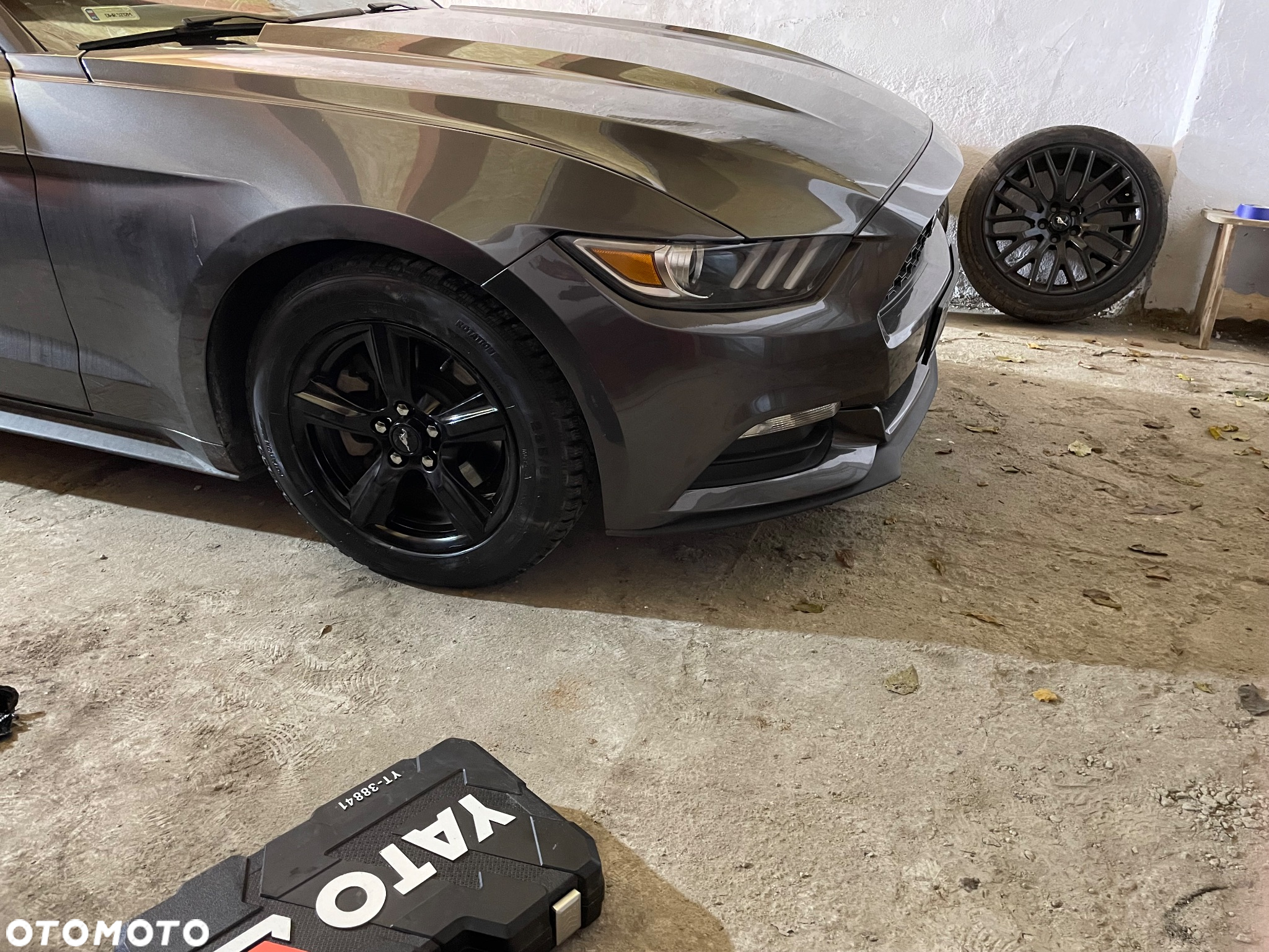 Ford Mustang 3.7 V6 - 8