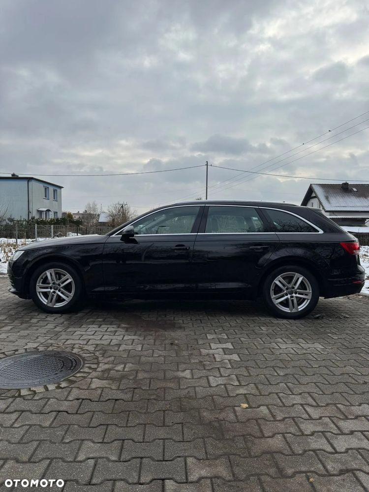 Audi A4 Avant 2.0 TFSI ultra S tronic - 4