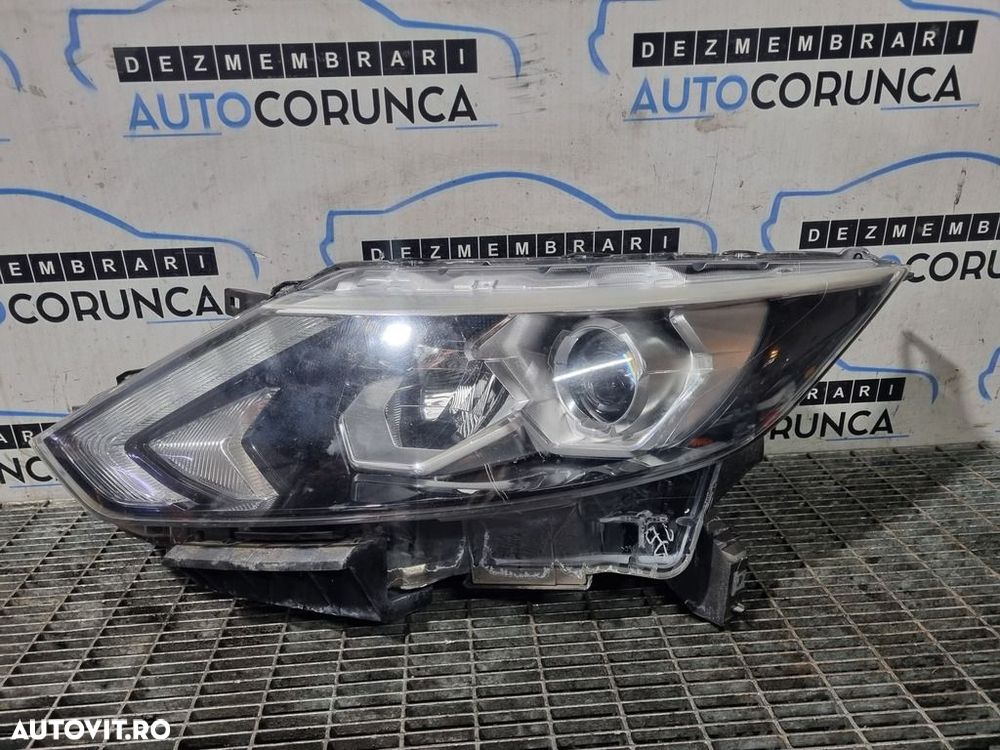 Far Stanga Nissan Qashqai J11 2013 - 2017 SUV 4 Usi (1198) Cu lupă CLEMA LIPITA - 1