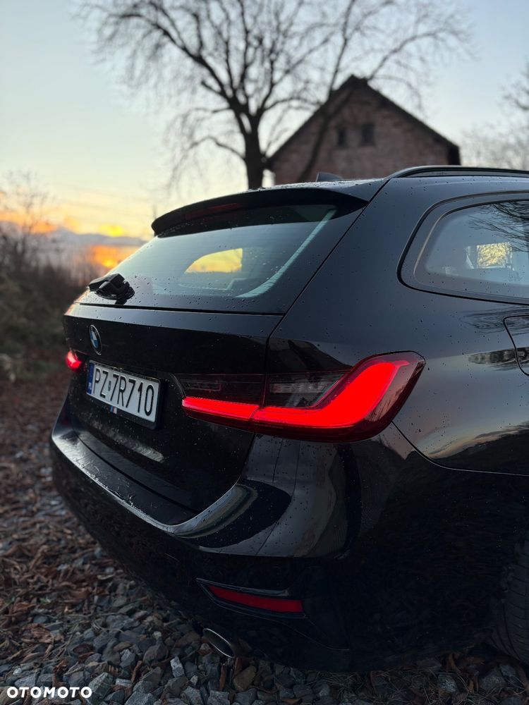 BMW Seria 3 318d Edition Luxury Line Purity - 8